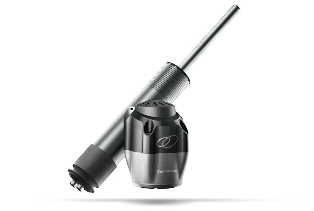 見到障礙自己會跳擺上香檳越野不倒這個技術(shù)讓你看手機(jī)也不暈車(圖11)