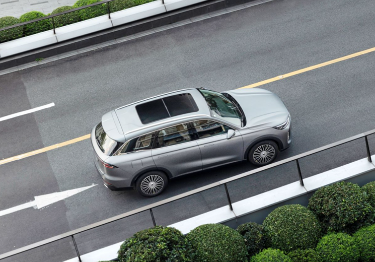 九游體育僅1299萬(wàn)起就全系搭載20T+8AT智控四驅(qū)更是不輸quattro！(圖7)