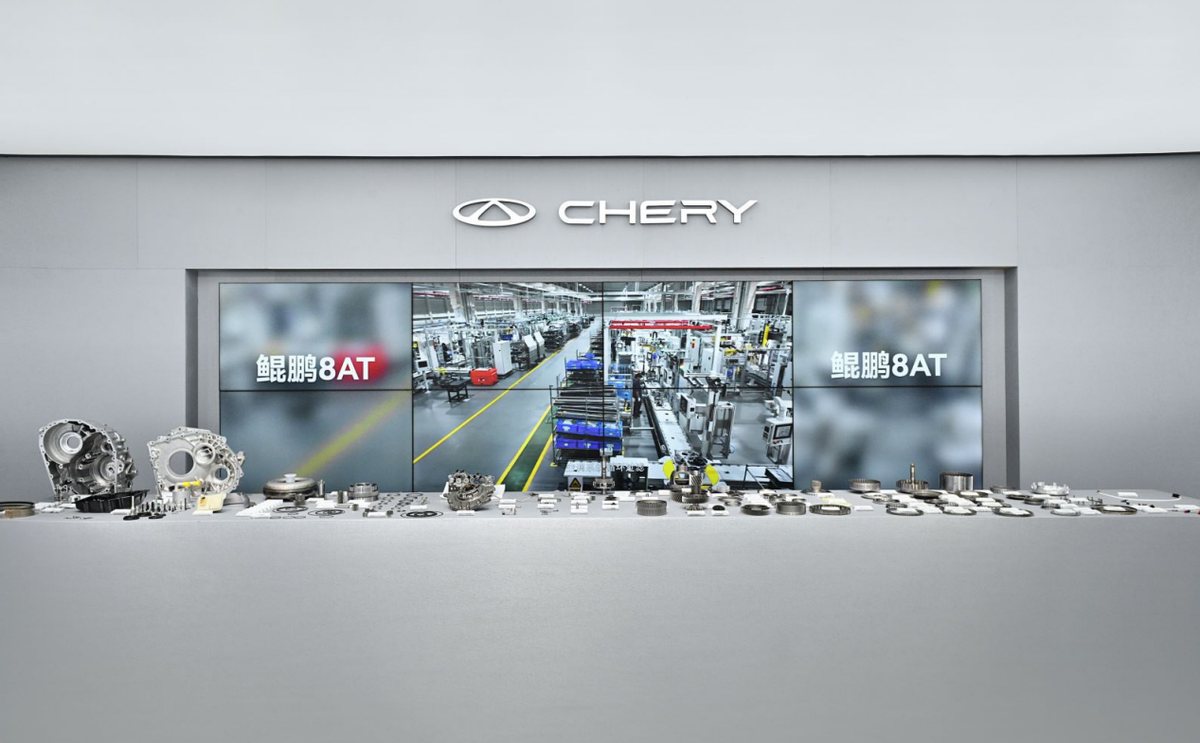 九游體育僅1299萬(wàn)起就全系搭載20T+8AT智控四驅(qū)更是不輸quattro！(圖9)