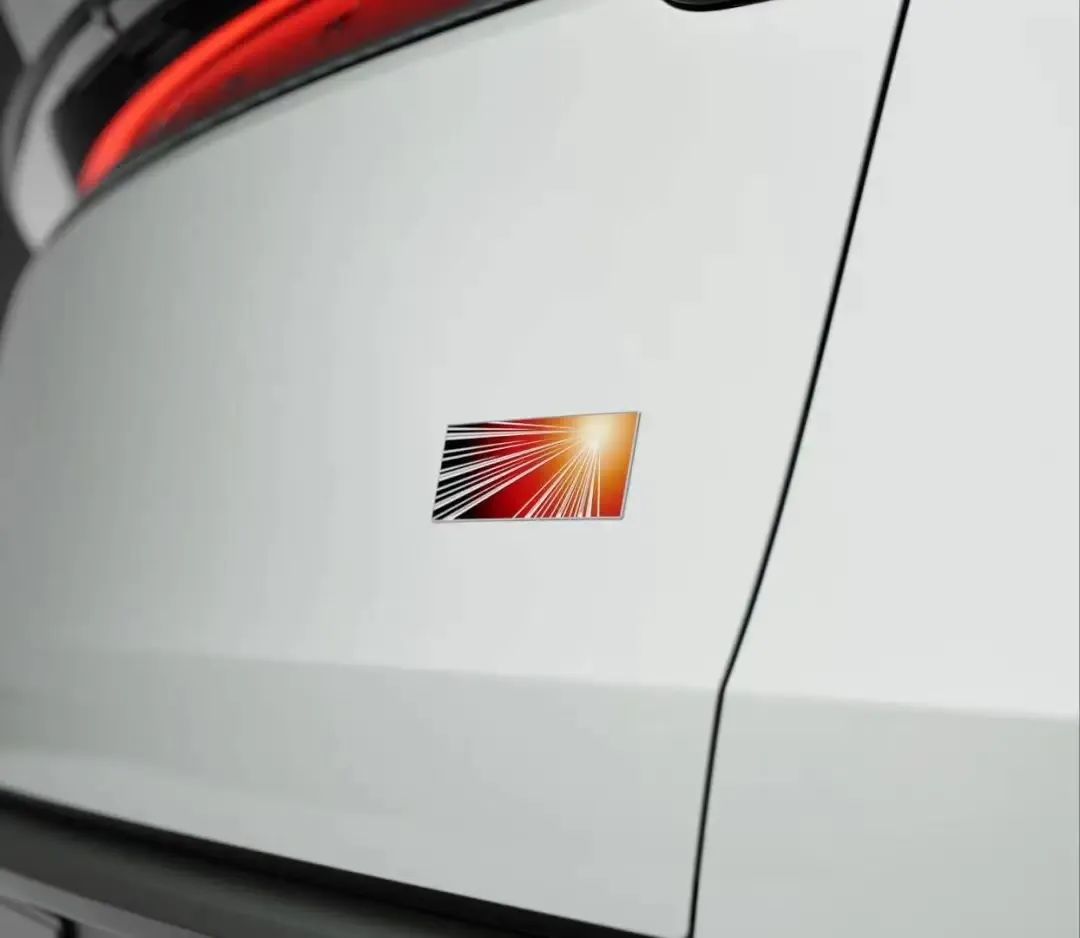 預定全球銷冠？煥新版Model Y美九游體育否貴否值否？(圖24)